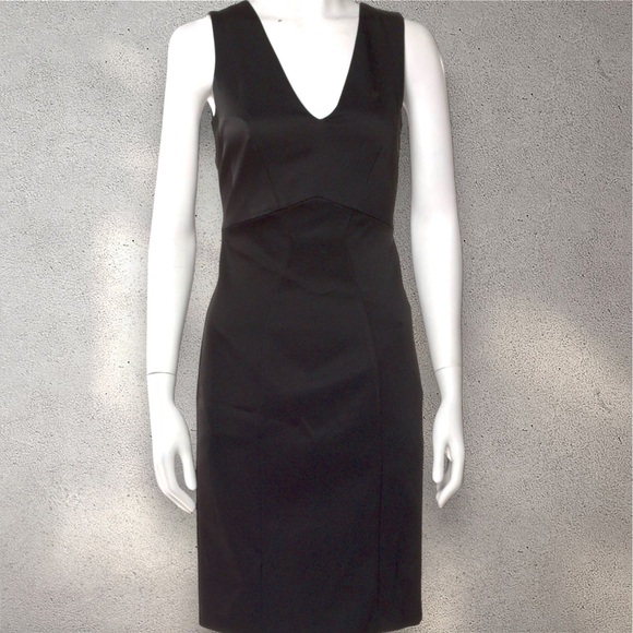 Zac Posen Black Cutout Back Tie Cocktail Dress | NWT | Size 4 | Retail $550 - Picture 2 of 5